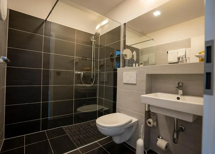 斯塔德酒店 酒店 吕登沙伊德